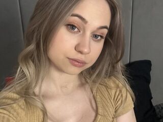 cam girl chatroom ElisabethCrysten