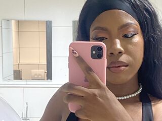 sexcam show EllaBoo