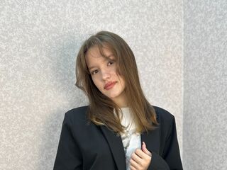 nude camgirl photo ElletteHewlett