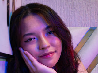 free webcam chat EllieCutter