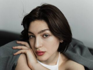 camgirl playing with sextoy ElvieTorbett