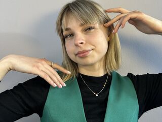 jasmin camgirl video EmelineBurrough