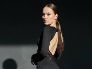 hot girl webcam photo EmilyGiffin