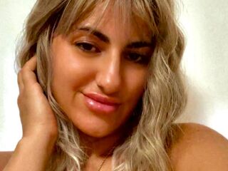 chat room picture EriaBelle