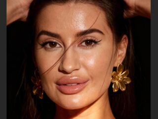 flirt chat room EvaNever