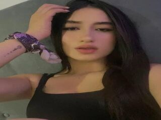 hot naked webcamgirl EvelynFontain