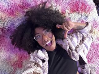 chat with cam FelicityBaker