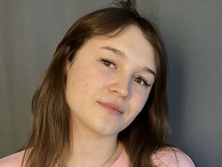 free webcam chatroom FlossieStudwell