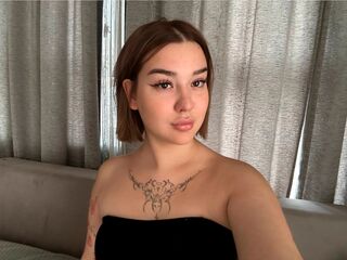 camgirl video chat room FrankieGarner