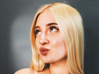 naked girl with live cam FredaLiebens