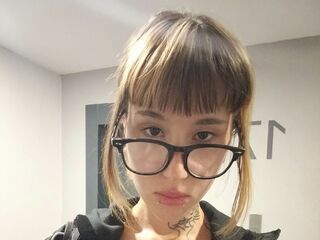 sexy webcamgirl HallieAblin