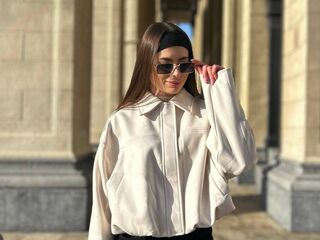 cam girl video IsoldeRavencrest