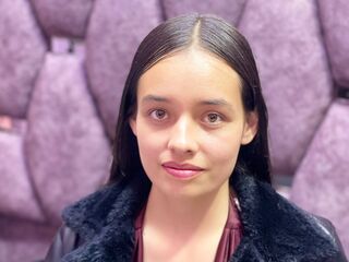 free live camsex IssaMontenegro