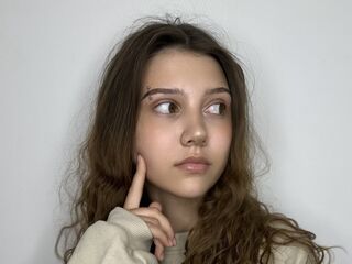 camgirl playing with dildo JayeSockey