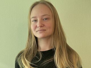 free web cam JeniferFerrarini