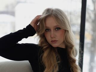 hot naked webcam girl JennieEstrela
