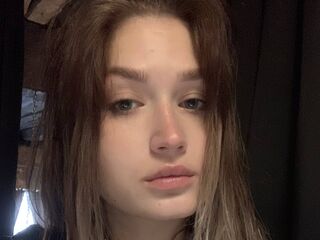 hot girl cam photo JulieannGomaz