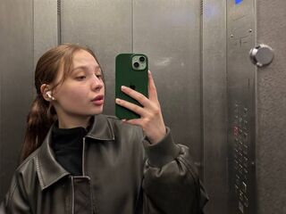 hot videochat JuneWood