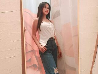 topless webcam girl KallyContez