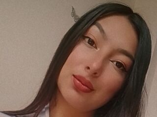 naked camgirl masturbating with dildo KatieRibero