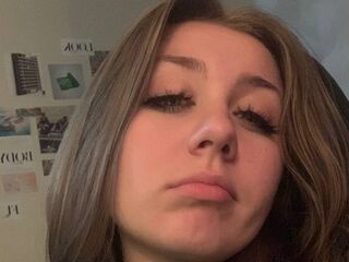 hot girl live web cam KatiesPiers