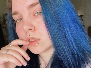 camslut spreading pussy KellyLopez