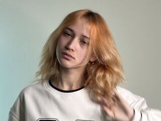 webcam strip tease show KelseyBabin