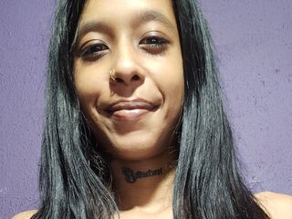 cam girl fingering KiaraSing