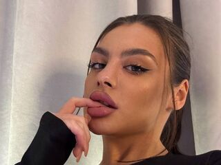 fingering camwhore KristyDol