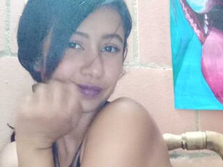 girl chatroom LauSommers