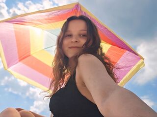 chatroom cam LauraJulian