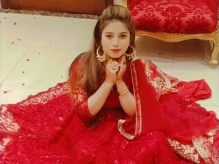 girl fingering shaved pussy LecoShay