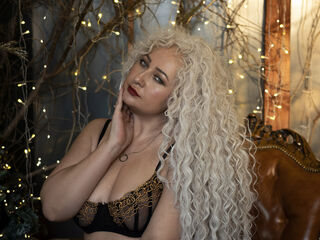 shaved pussy cam LilitLang