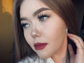 topless webcam girl LinaGlow