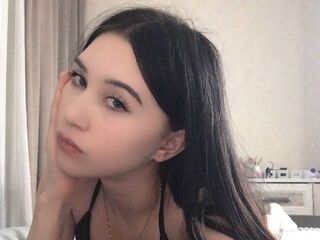 masturbating cam girl LindaHowell