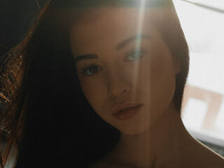 cam girl playing with sextoy LisaColee