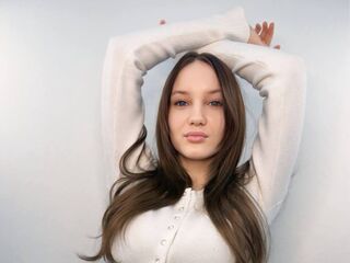 naked cam girl masturbating with sextoy LizethStandford