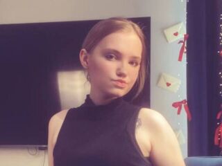 adult nude chat LoraKen