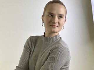 camwhore LorrianePytko