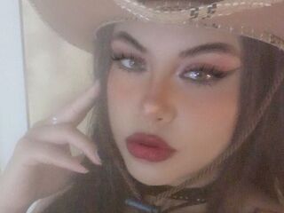 hot chatroom LucianaRous