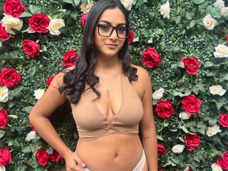 nude camgirl photo LucyHilles
