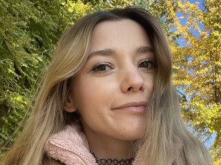 naked webcam girl masturbating LunariaVelvet