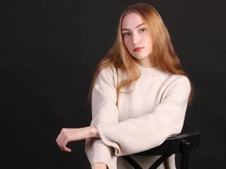 live sexcam LynetteCusson