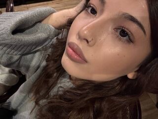 naked cam girl masturbating with vibrator LynetteLavoie