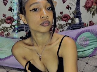 cam girl masturbating MacuttyMiria