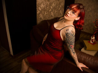 naughty cam girl MaddieJonsell