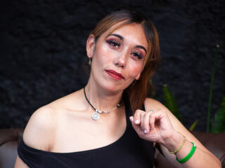 cam slut MadeleineSartori