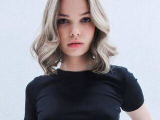 strip tease show MarielMessina