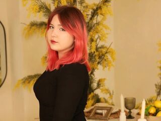 camwhore masturbating with dildo MaryAudley