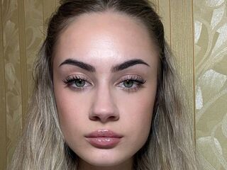 adult webcam chatroom MellieSchultze